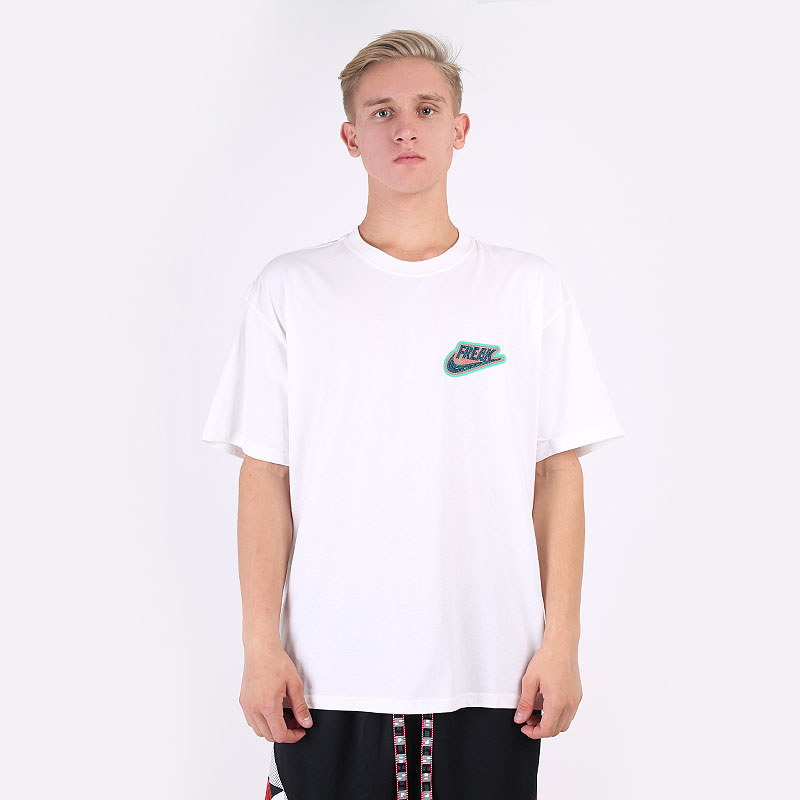 Мужская футболка Jordan Giannis `Freak` Premium Basketball T-Shirt (DJ1562-100)  - цена, описание, фото 3